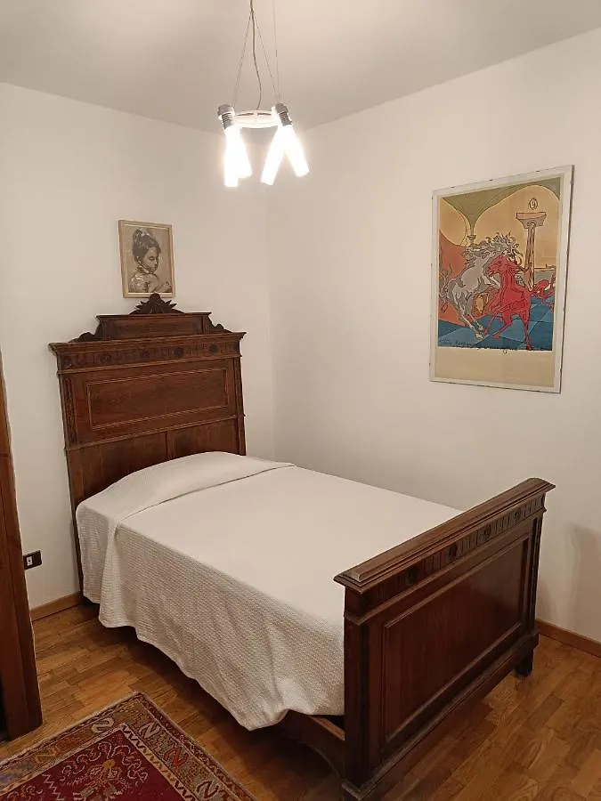 Maison Santa Giustina Salo Apartment